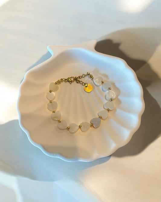 Heart bracelet with small beads