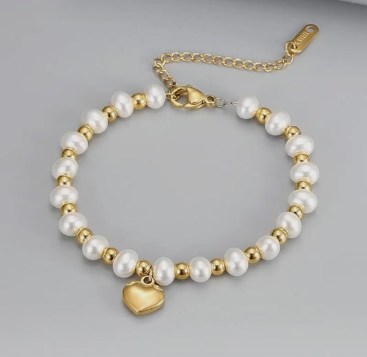 Stainless Steel Heart Pendant Pearl
Beaded Bracelet