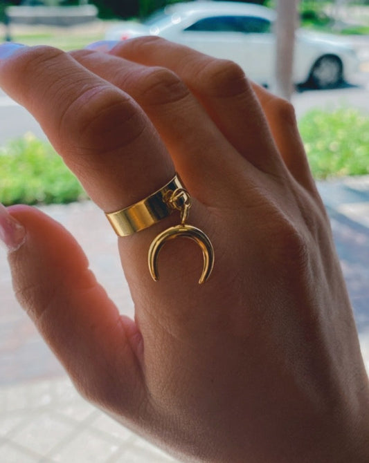 Gold ring charm