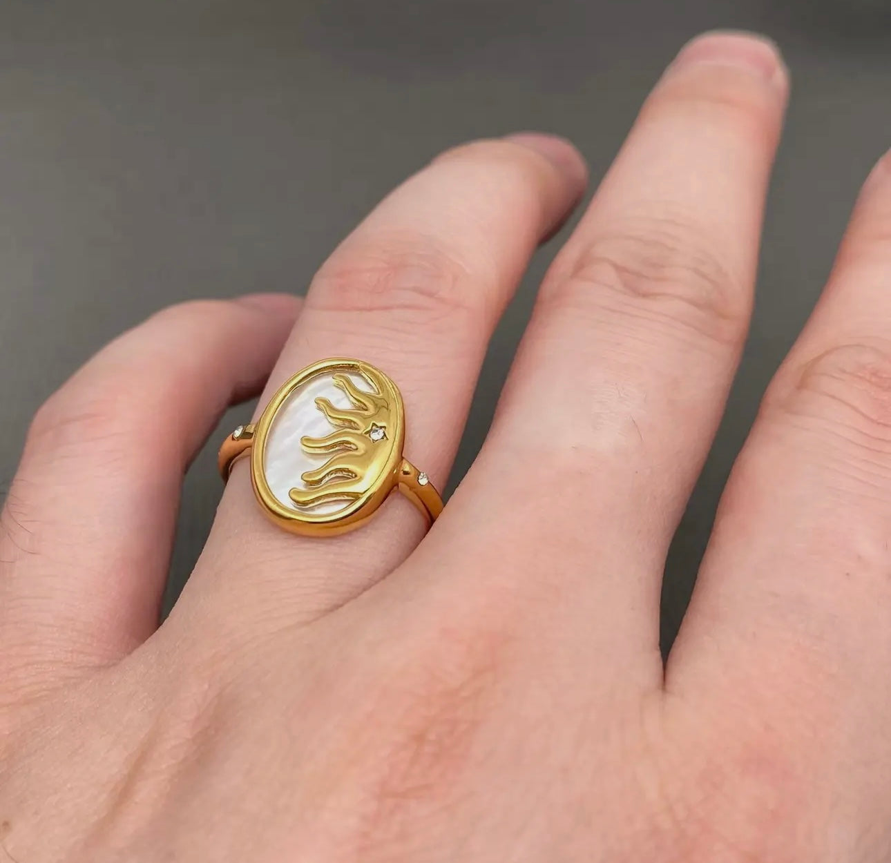 Shell sun ring
