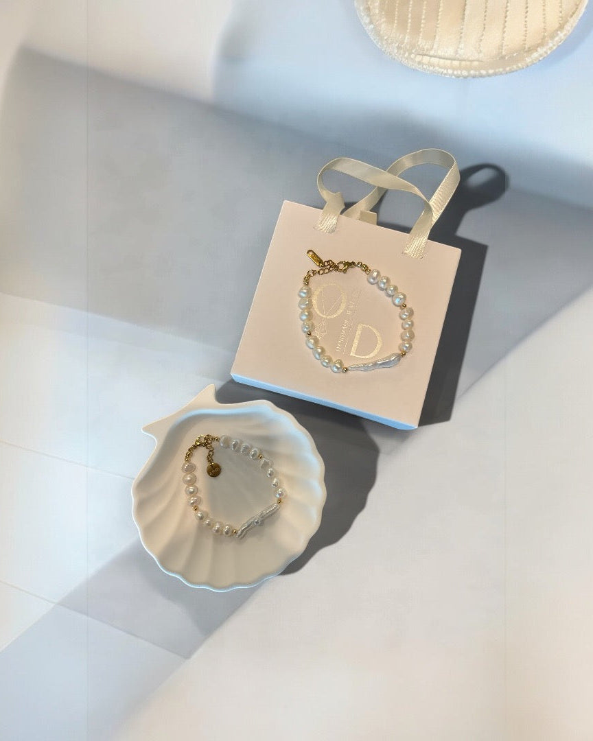 Big freshwater pearl bracelet