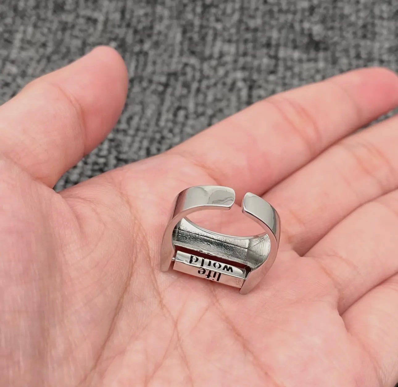 Fuck Everything Rotatable Word Silver
Tone Ring