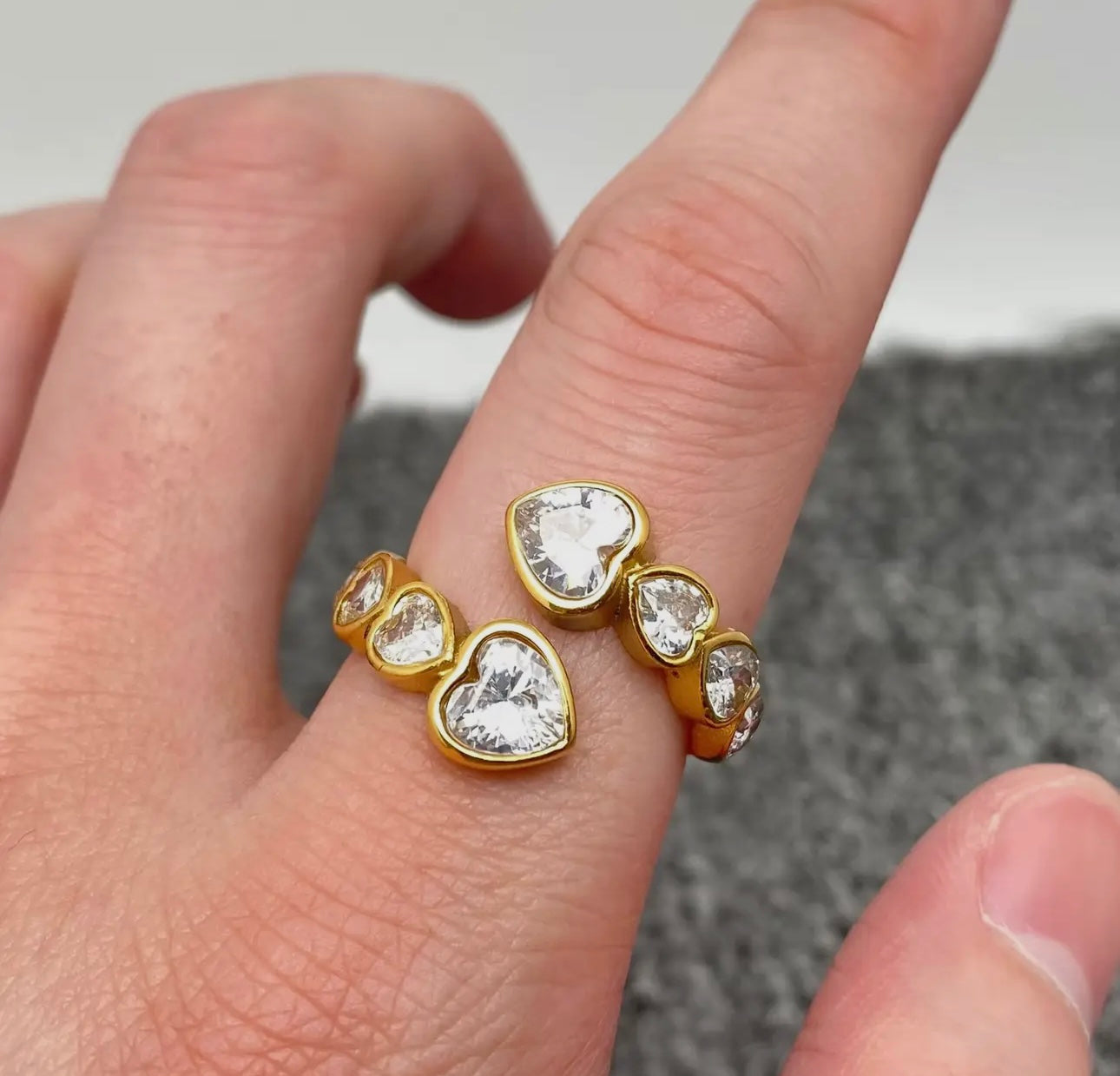 Heart Zircon ring