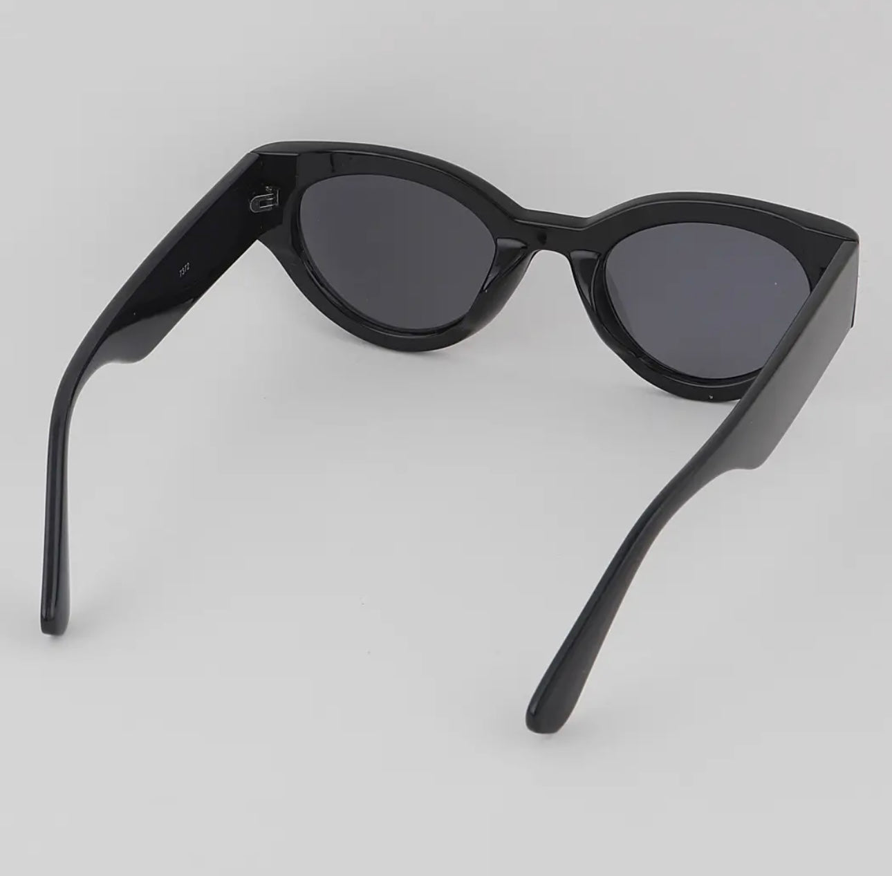 Geometric Retro Sunglasses