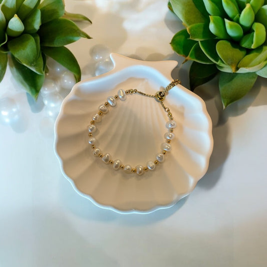 Pearl bracelet