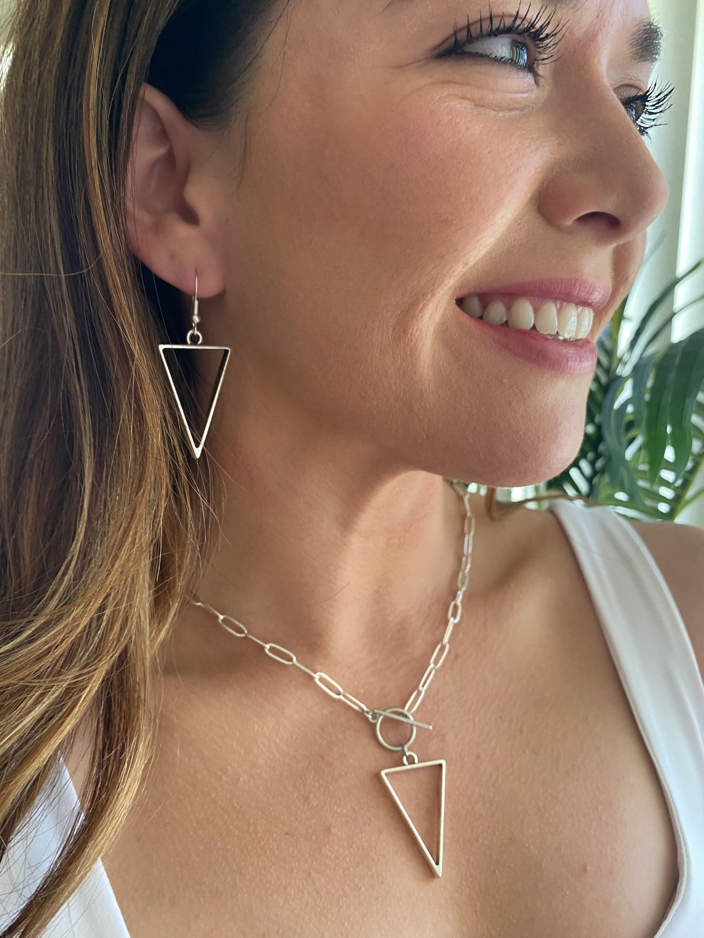 Triangle pendant earings