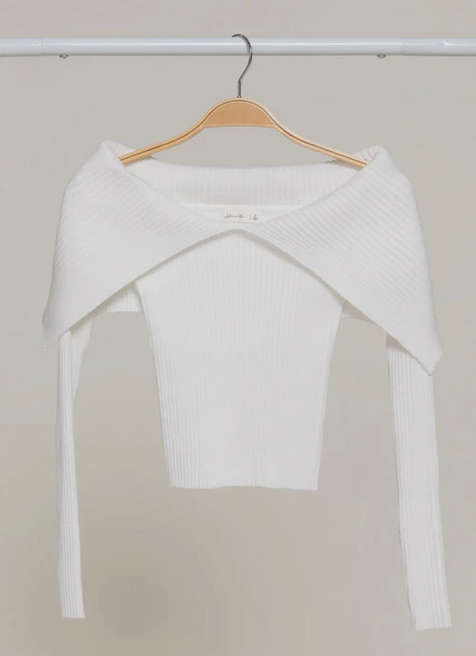 Long Sleeve Off the Shoulder Sweater - white