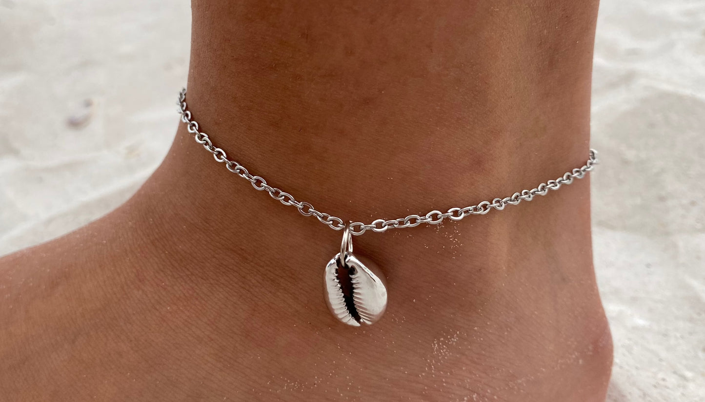 Silver seashell anklet